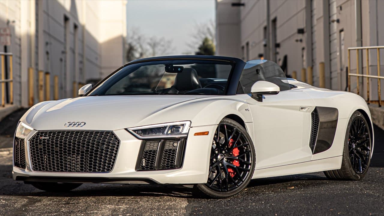 Audi R8 — luxury rental from DDE Rentals