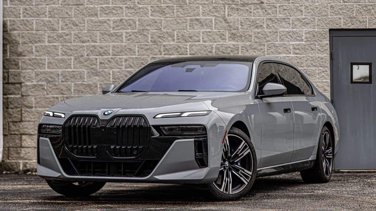 BMW 760xi — gallery photo 2 of 6, Chicago exotic rental