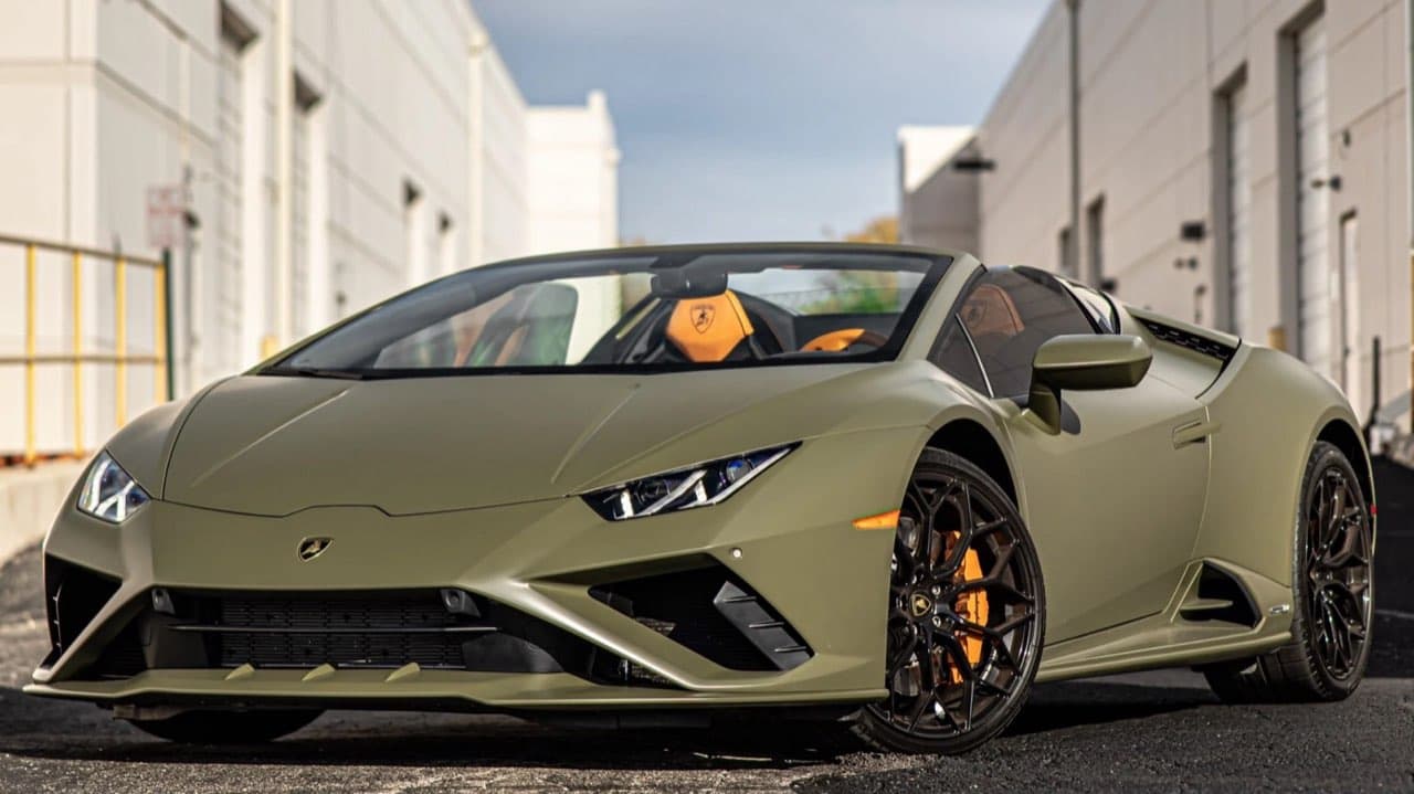 Matte green Lamborghini Huracán EVO Spyder from DDE Rentals' luxury & exotic car rental fleet