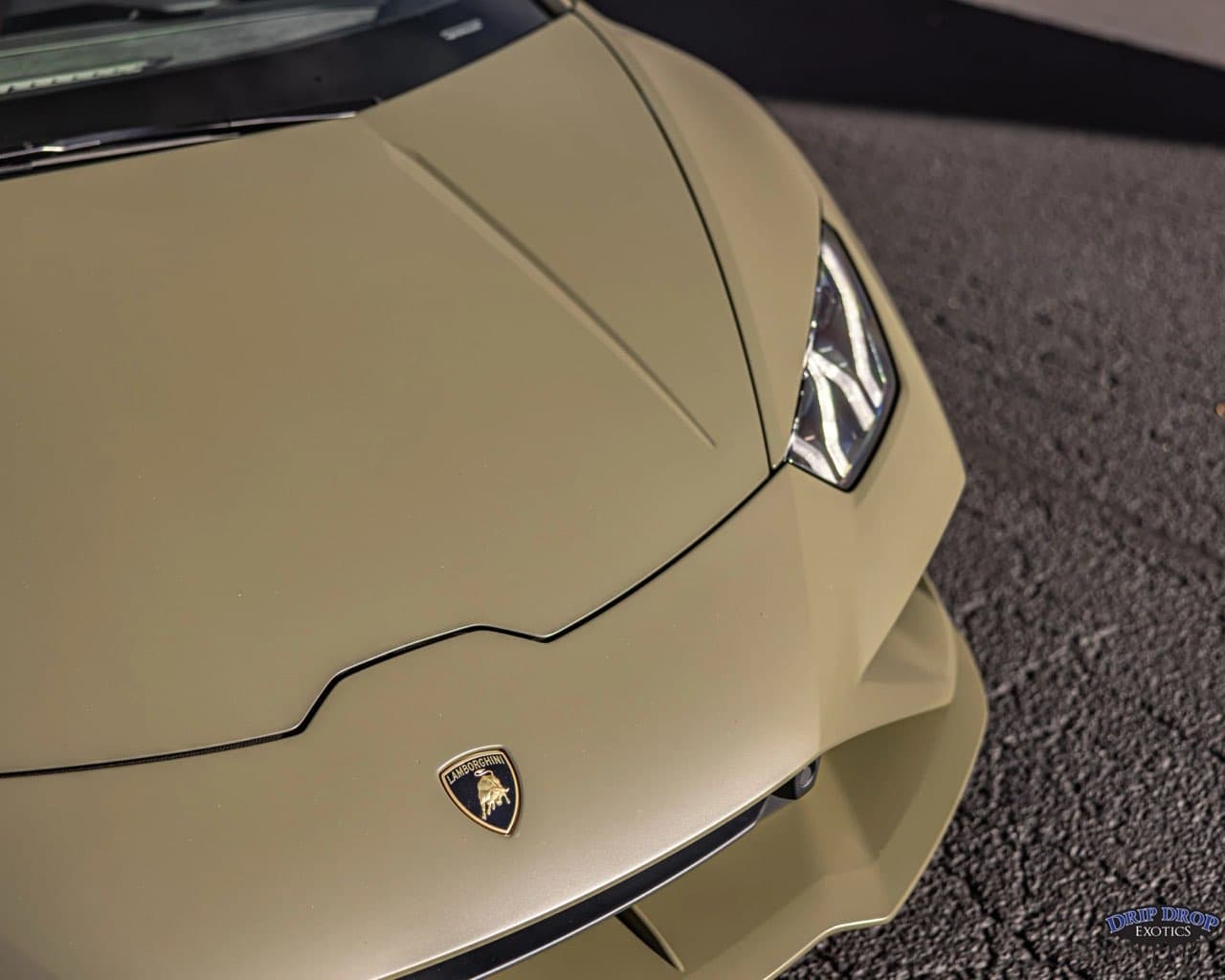 Lamborghini Huracán EVO (Verde) — gallery photo 6 of 6, Chicago exotic rental