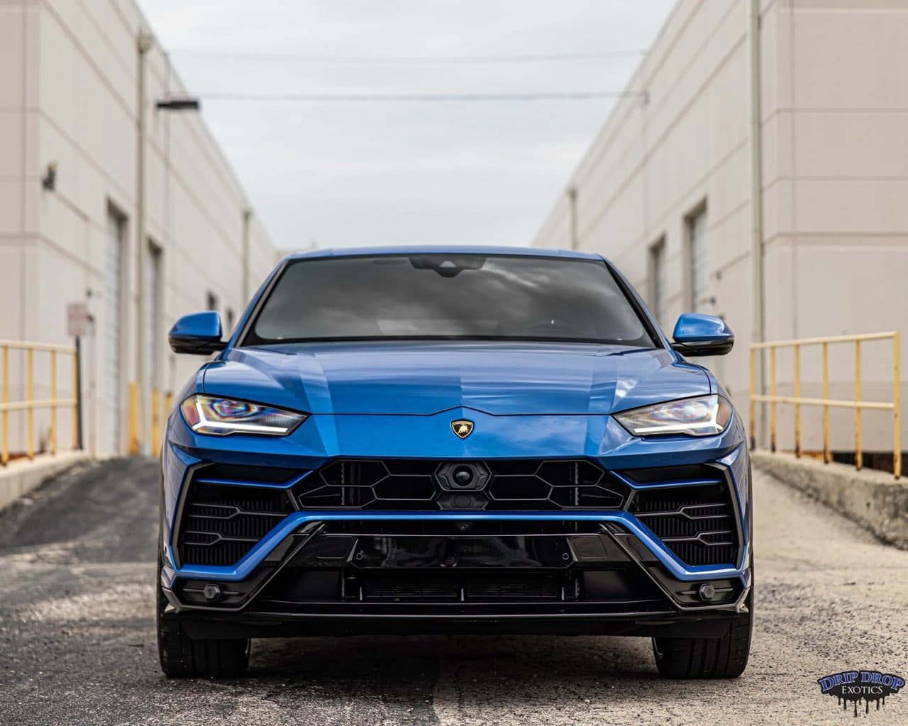 Lamborghini Urus (Blu) — gallery photo 5 of 5, Chicago exotic rental