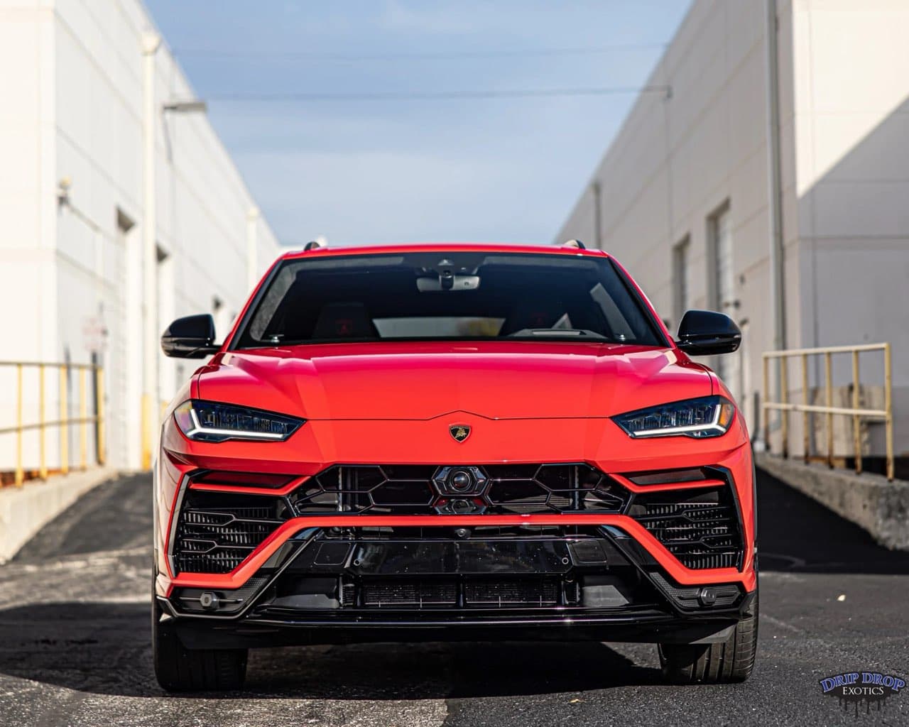 Lamborghini Urus (Rosso) — gallery photo 3 of 6, Chicago exotic rental