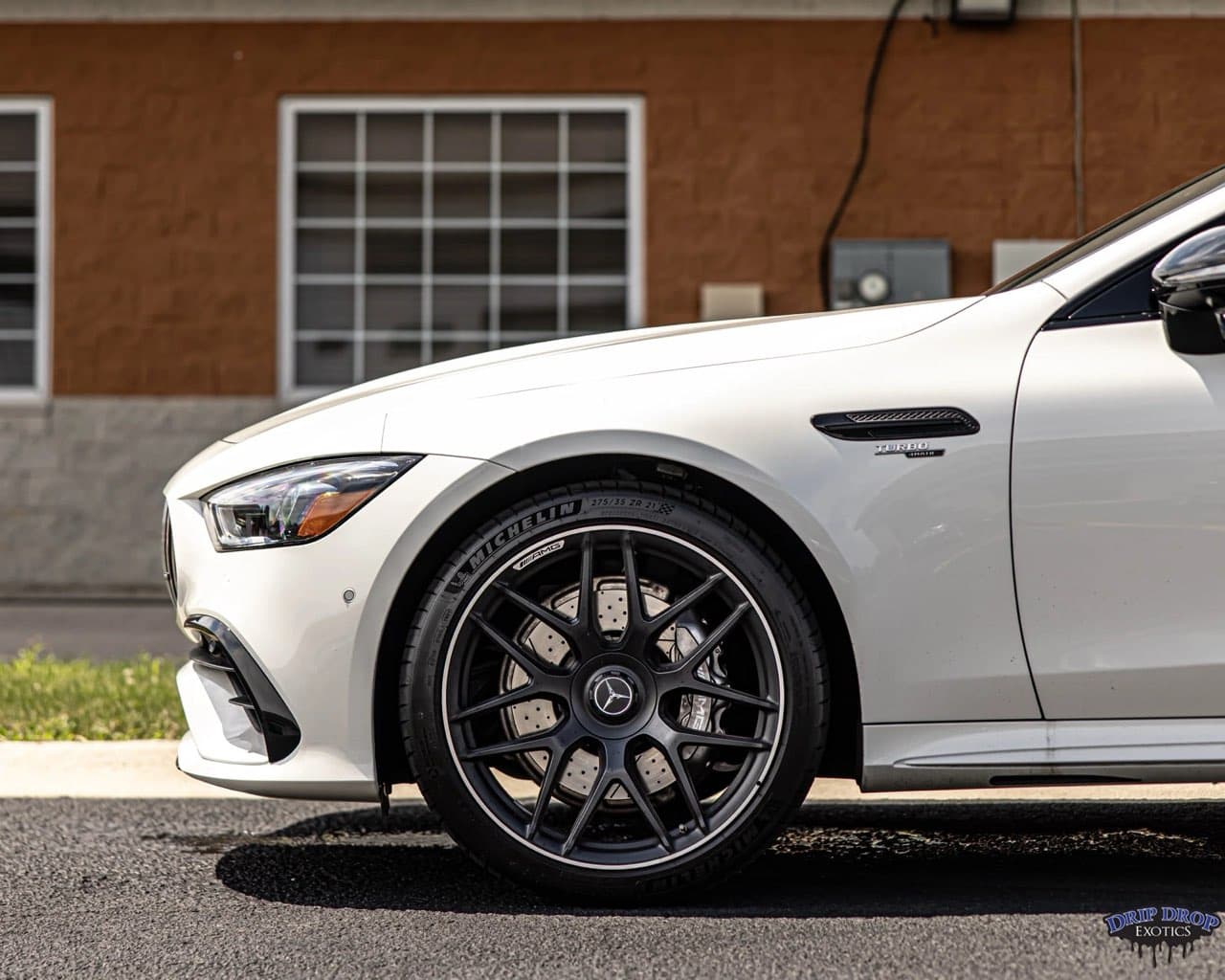 Mercedes-Benz AMG GT 63 — gallery photo 4 of 5, Chicago exotic rental