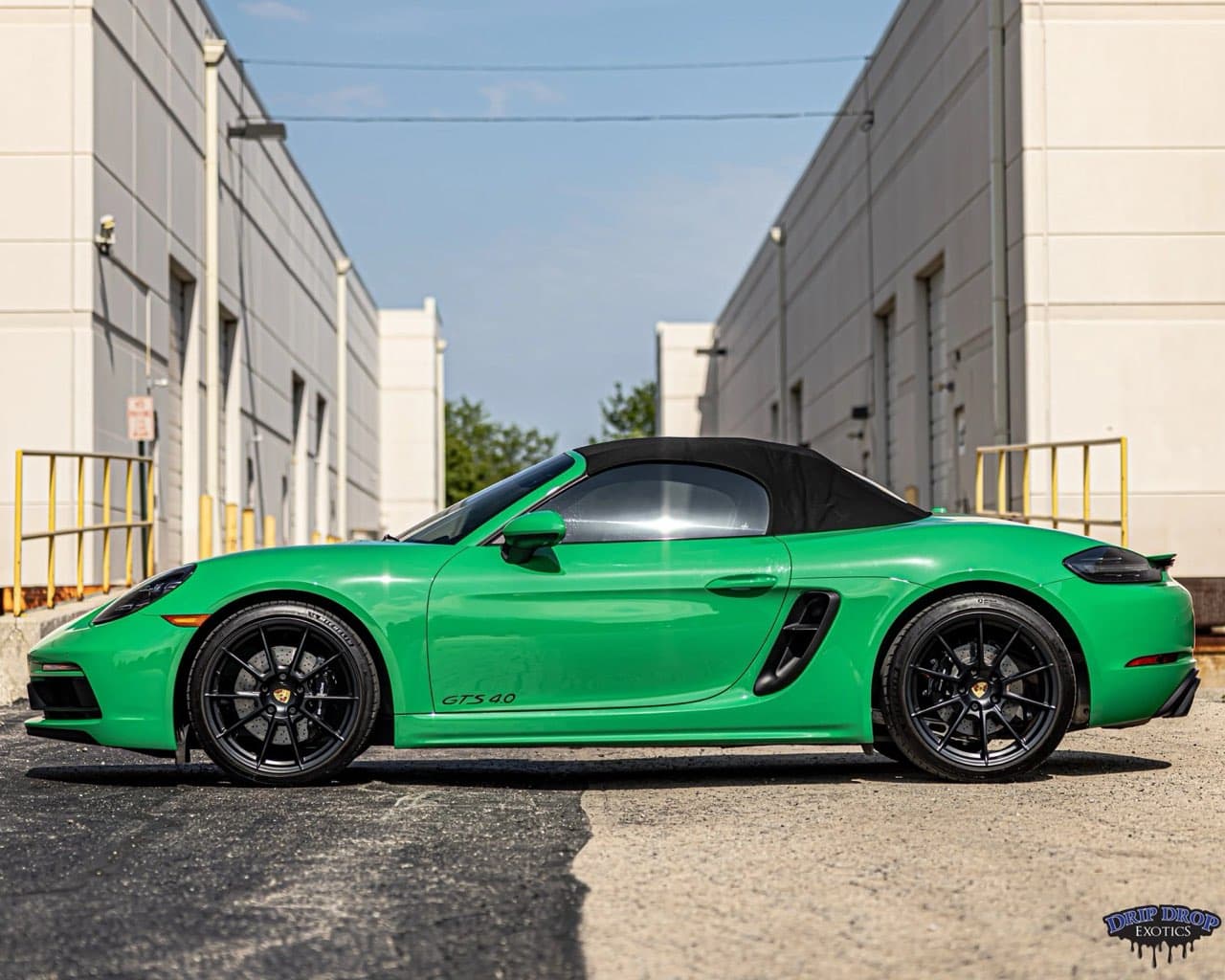 Porsche 718 GTS 4.0 — gallery photo 4 of 6, Chicago exotic rental