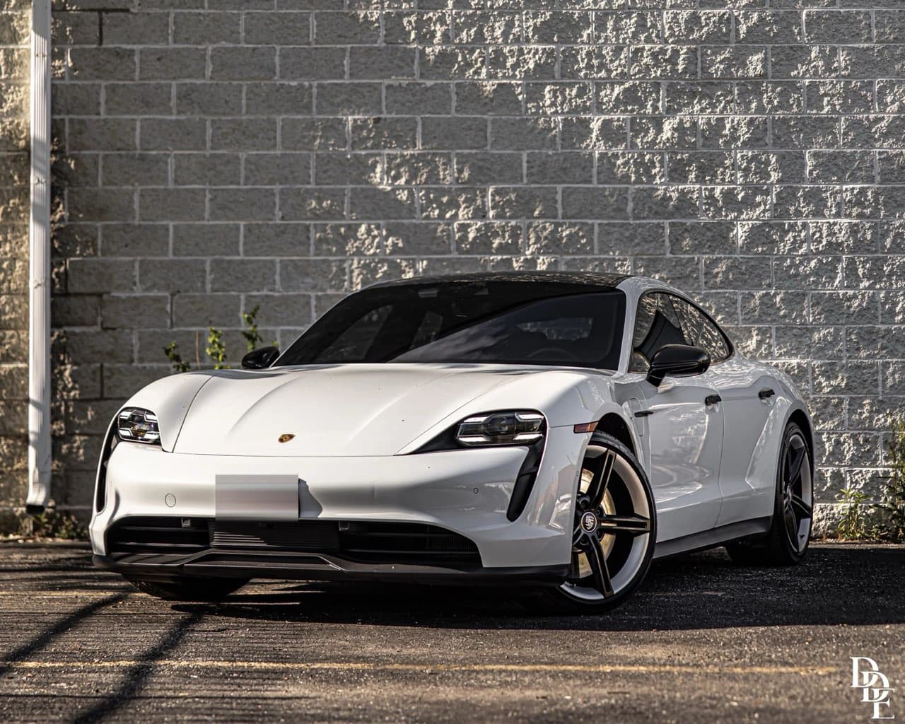 Porsche Taycan — gallery photo 6 of 6, Chicago exotic rental