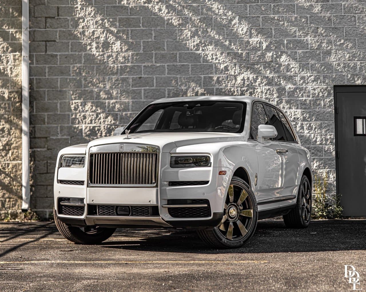 Rolls-Royce Cullinan — gallery photo 2 of 6, Chicago exotic rental