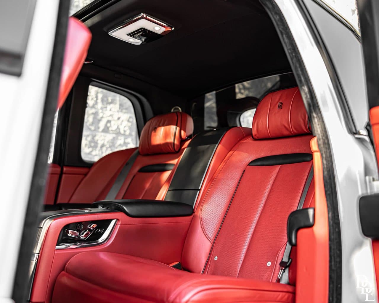 Rolls-Royce Cullinan — gallery photo 4 of 6, Chicago exotic rental