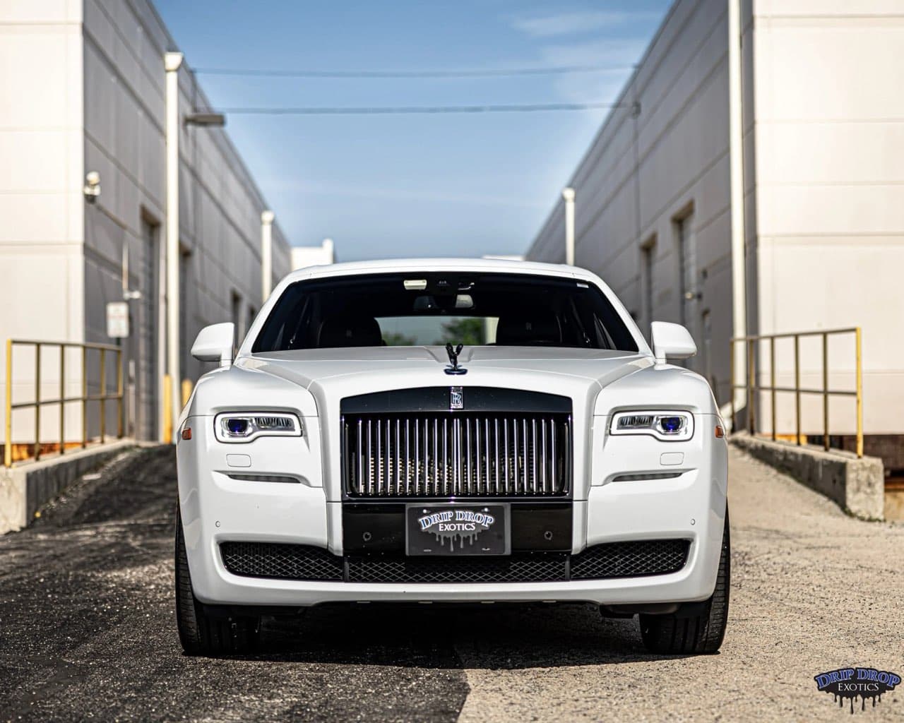 Rolls-Royce Ghost Black Badge — gallery photo 2 of 5, Chicago exotic rental
