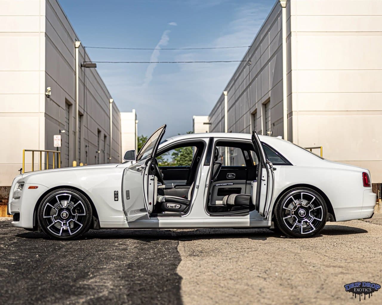 Rolls-Royce Ghost Black Badge — gallery photo 5 of 5, Chicago exotic rental