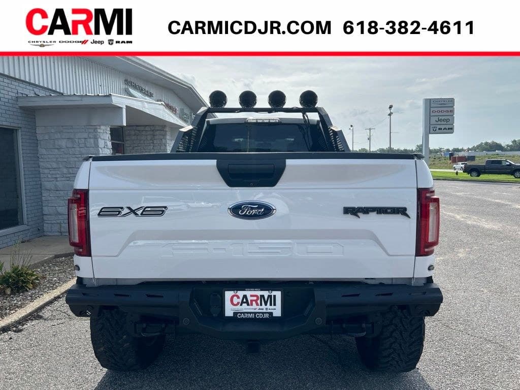 Rear view of the F-150 Raptor with 6x6 tailgate badging